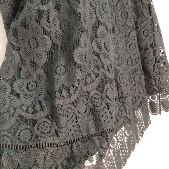 Blu Pepper Green Lace Flutter Sleeve Mini Dress Women’s Size Medium - Picture 5 of 10